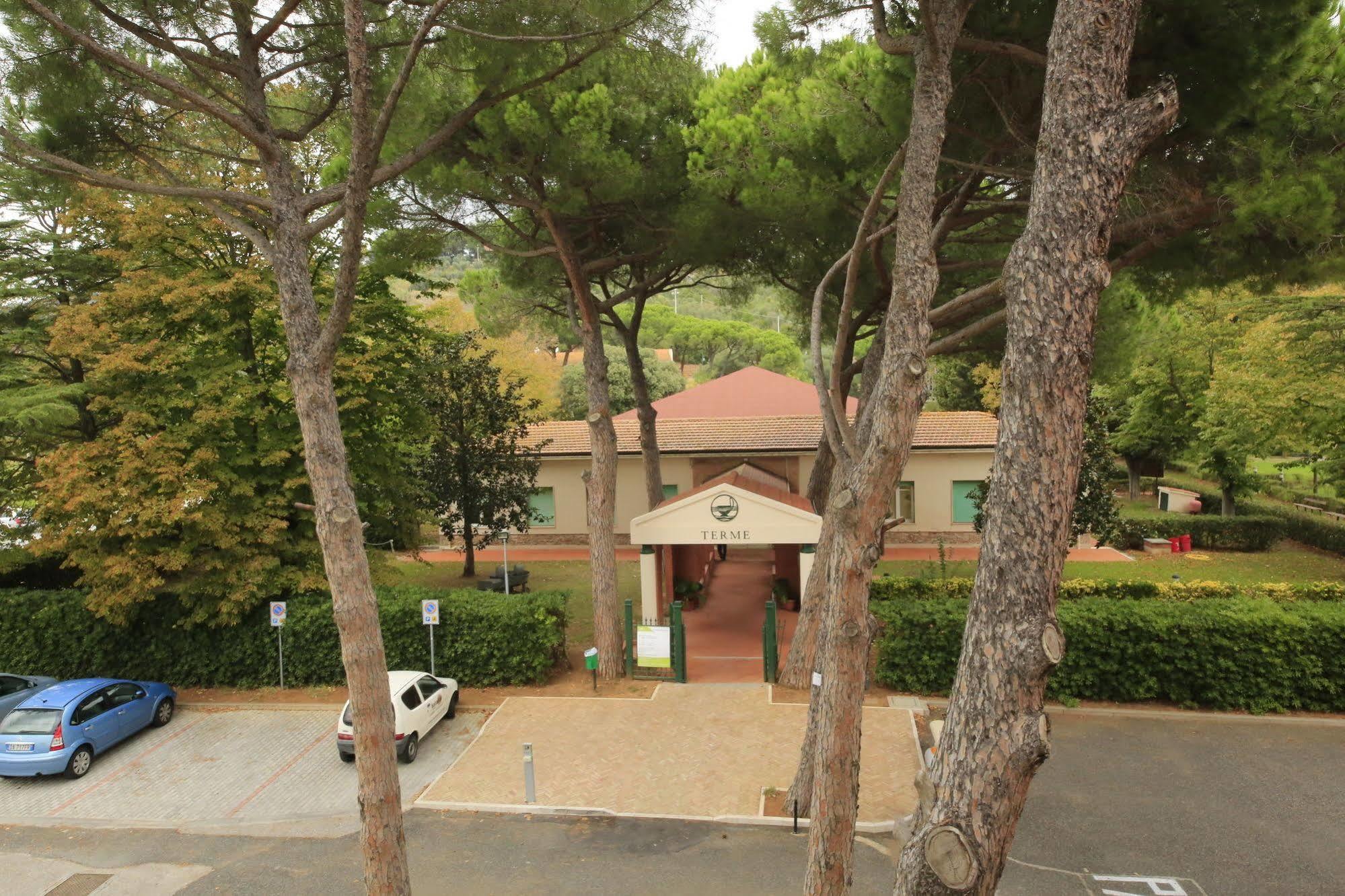 Terme Di Venturina Hotel Venturina Terme Exterior foto